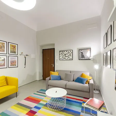 Joivy Bright Flat In The Perfect Centre Of Γένοβα