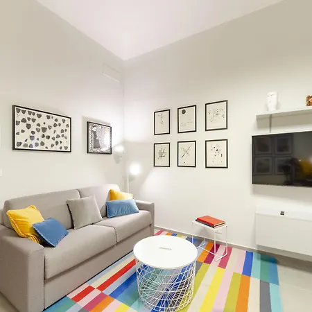 아파트 Joivy Bright Flat In The Perfect Centre Of *